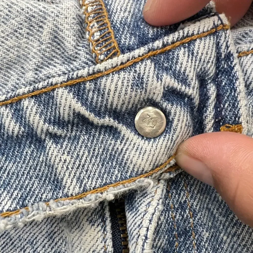 Vintage‎ Levi's 505 Distressed Shorts Women's 10/30 Orange Tab Made in USA